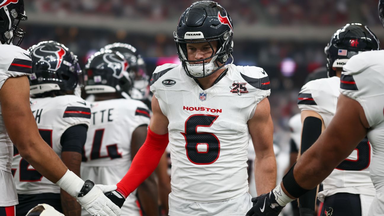 Texans safety Reed Blankenship suffers concussion vs. Jaguars in London