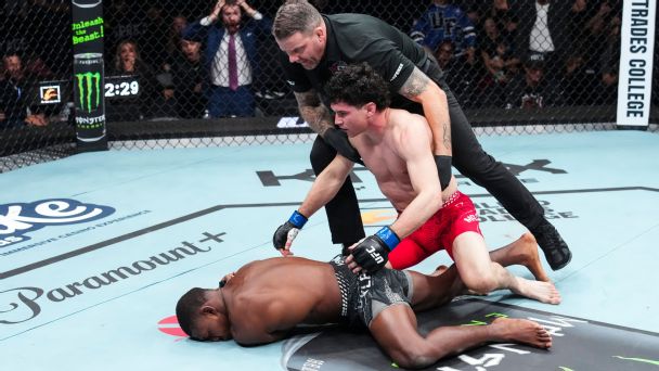 Mike Malott, right, knocked out Joaquin Buckley at UFC Fight Night from Edmonton, Canada, to shake up the welterweight rankings. — Article image accompanying Knockout performance lands Mike Malott in MMA divisional rankings on WagerUp Sports News.